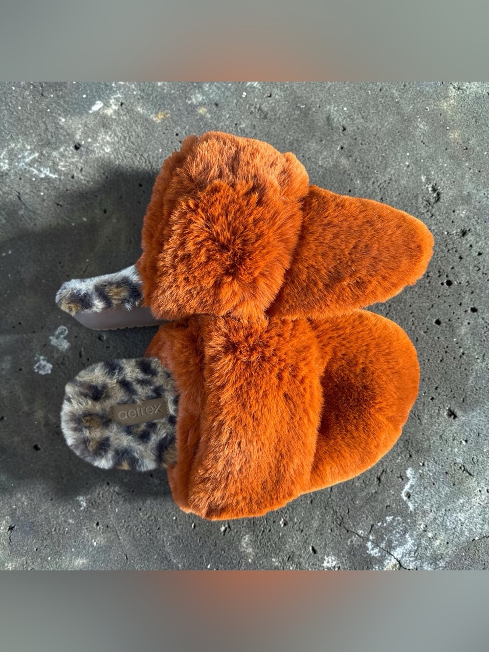 Aetrex Misty Arch Support Slipper in Rust Leopard Print Size 8